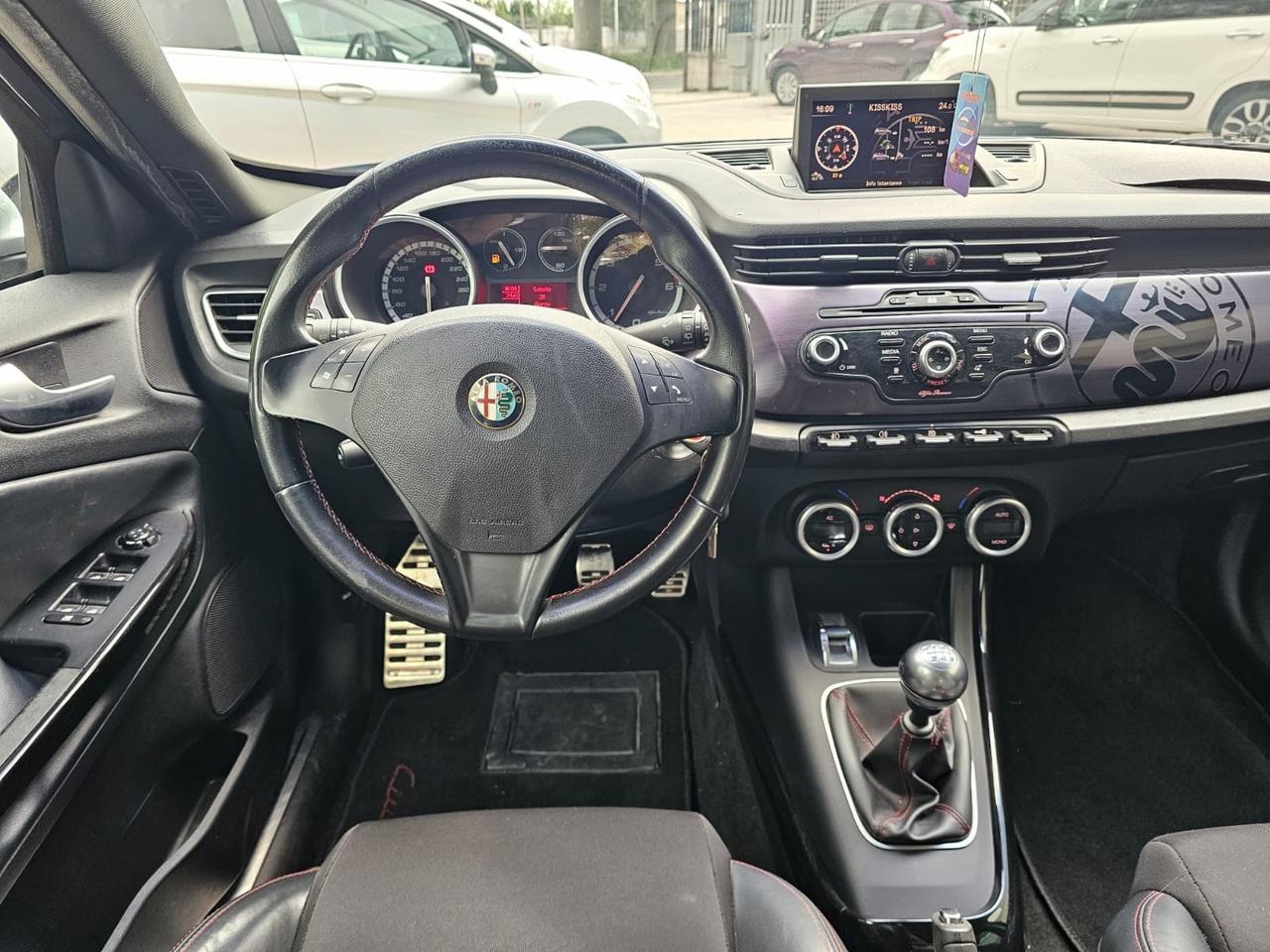 Alfa Romeo Giulietta 2.0 JTDm-2 140 CV Exclusive