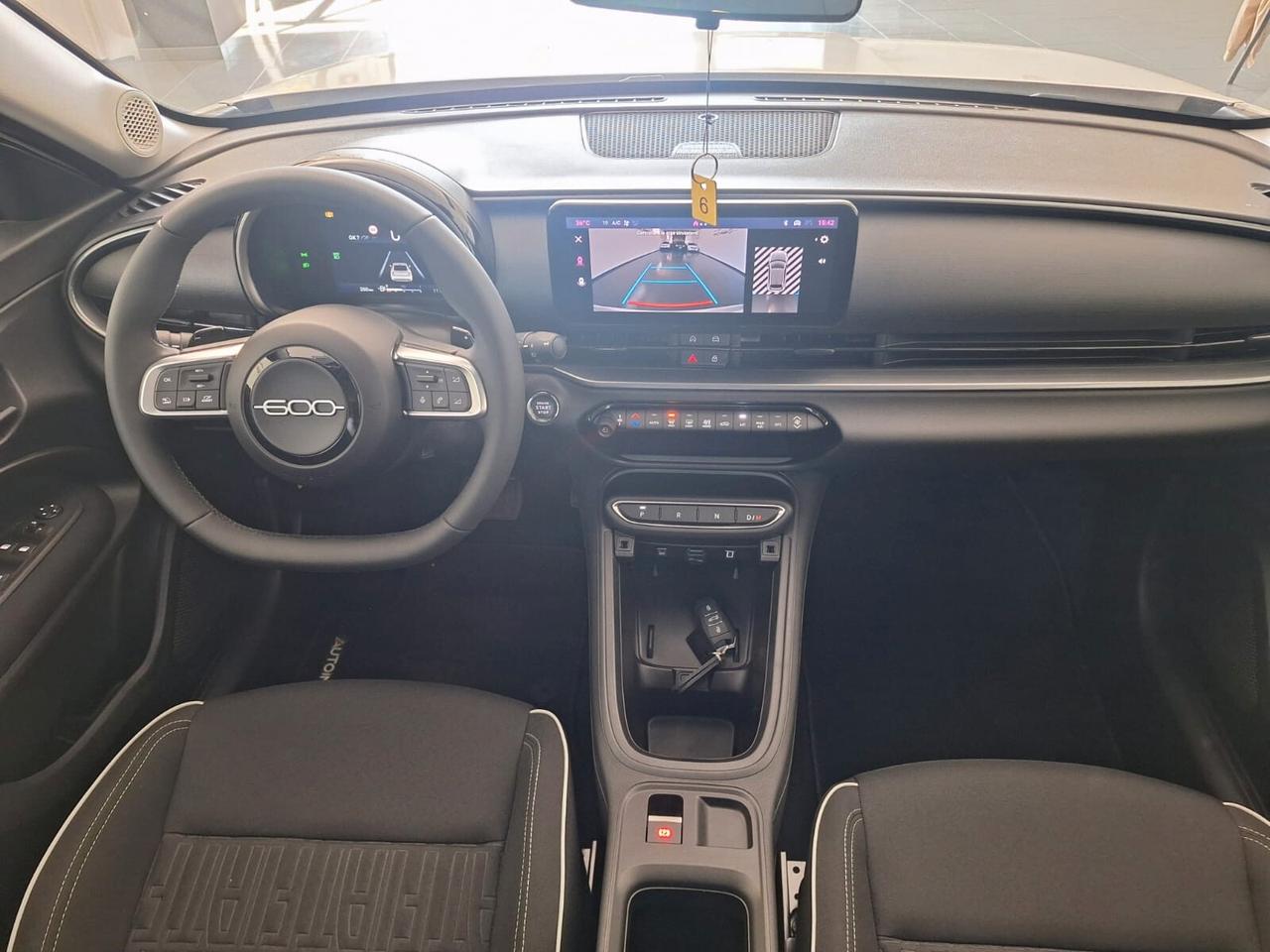 Fiat 600 Hybrid 110 CV DCT MHEV La Prima