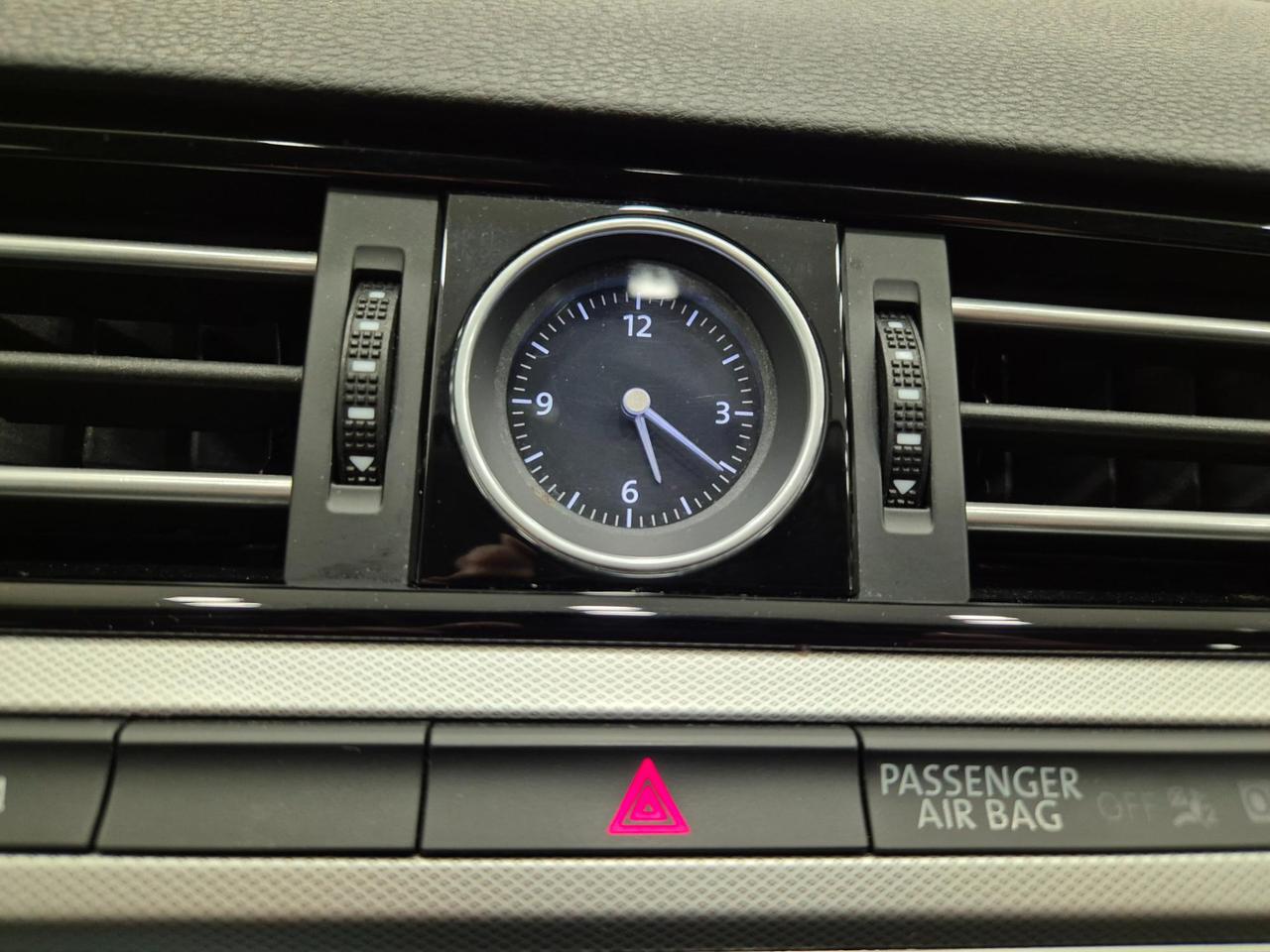 Volkswagen Passat Variant 1.6 TDI Trendline 120cv - Sens. Park. - Bluetooth