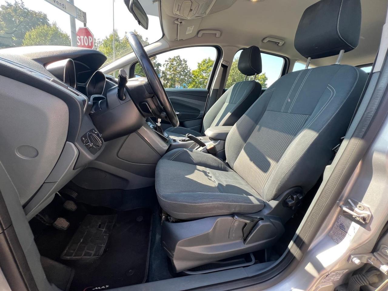 Ford C-Max 1.6 TDCi 115CV Titanium ok neopatentati