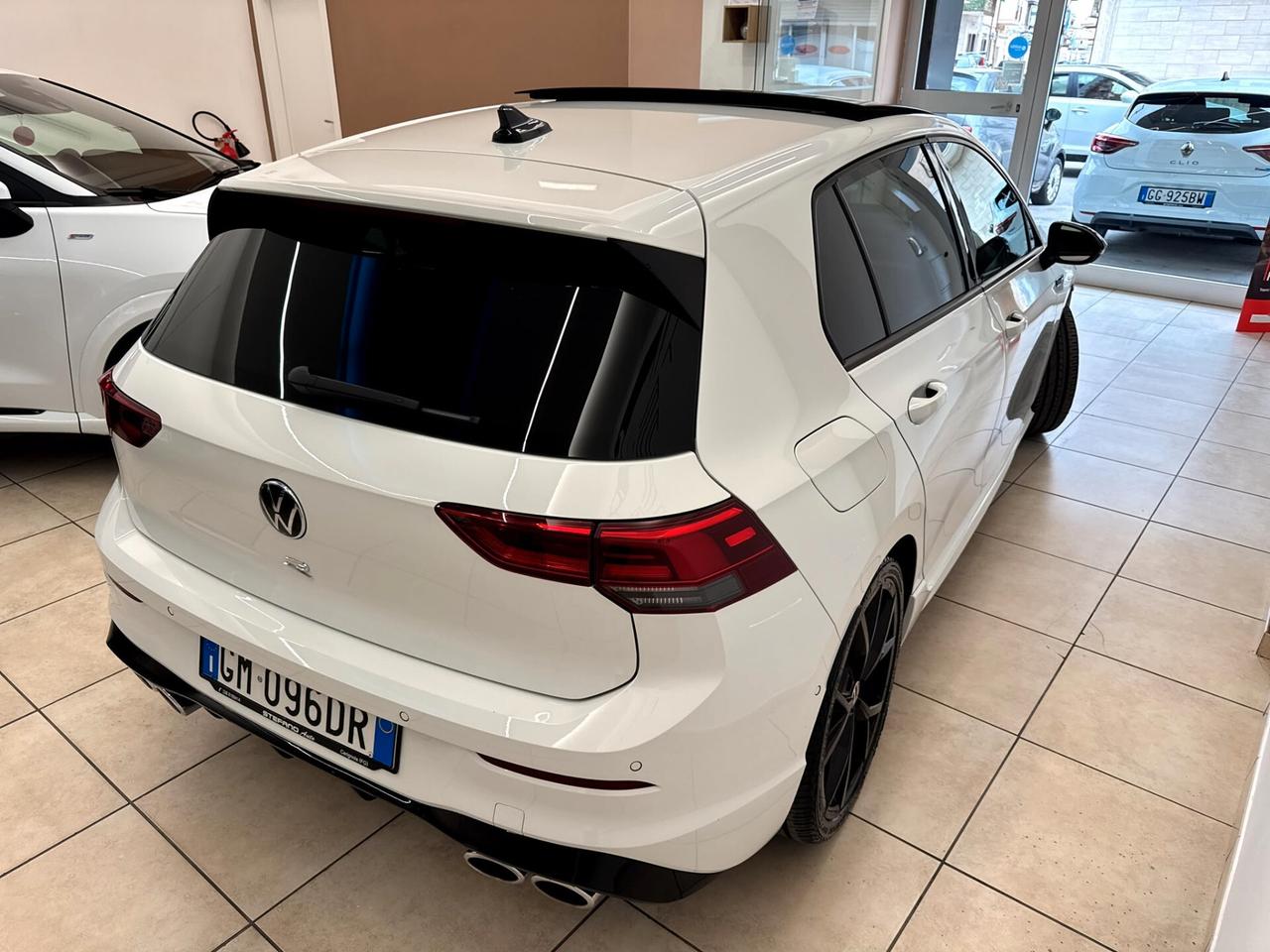 Volkswagen Golf 2.0 TSI DSG 4Motion R