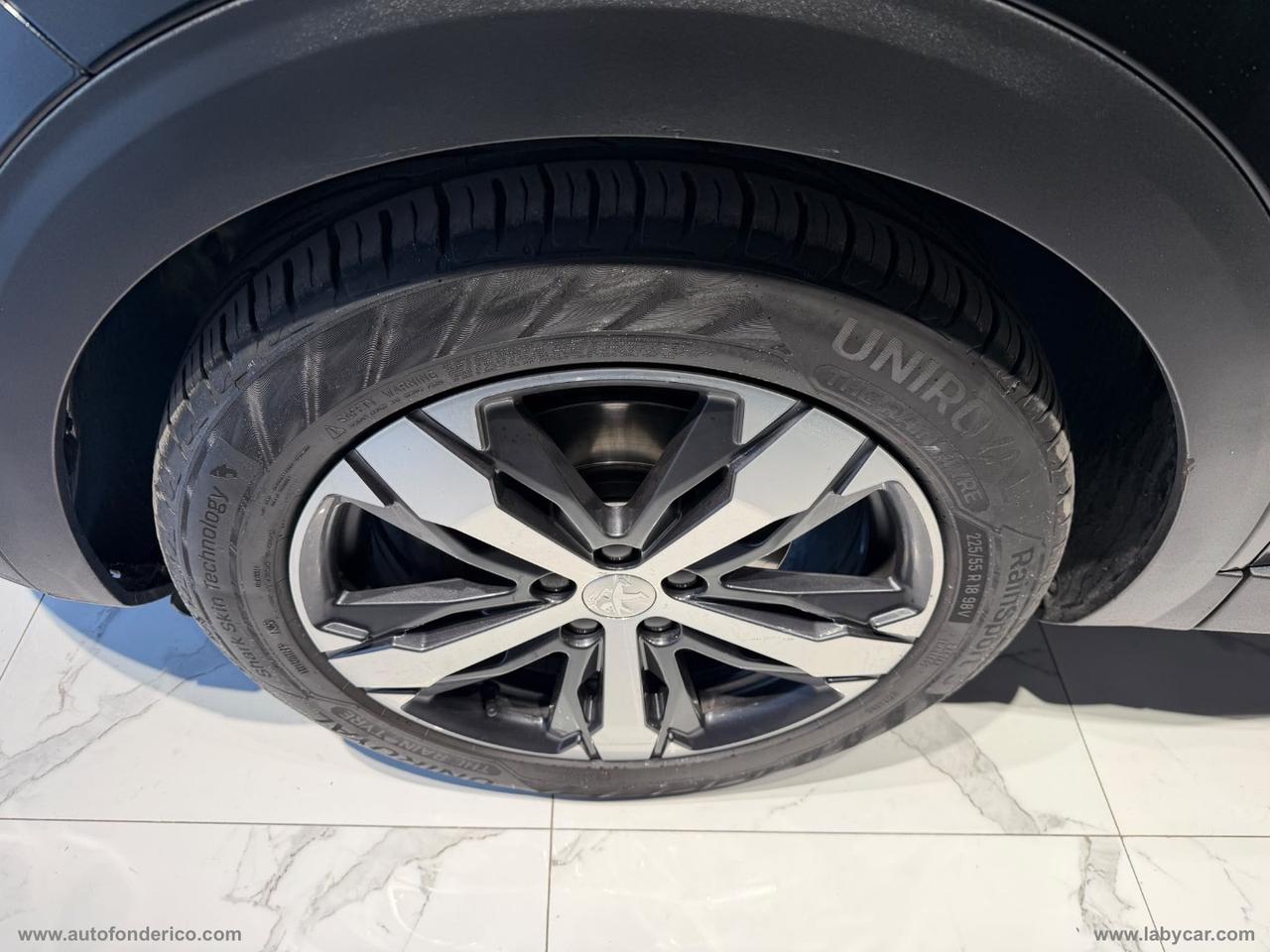 PEUGEOT 3008 BlueHDi 120 S&S Allure