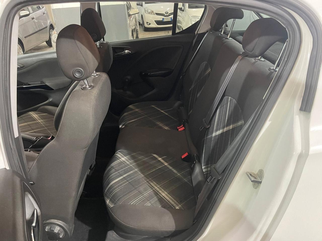 Opel Corsa 1.4 90CV GPL Tech 5 porte Innovation