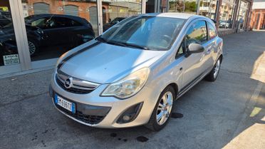 Opel Corsa 1.2 3 porte