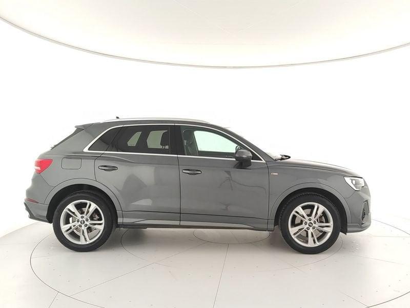 Audi Q3 45 TFSI e S tronic S line edition