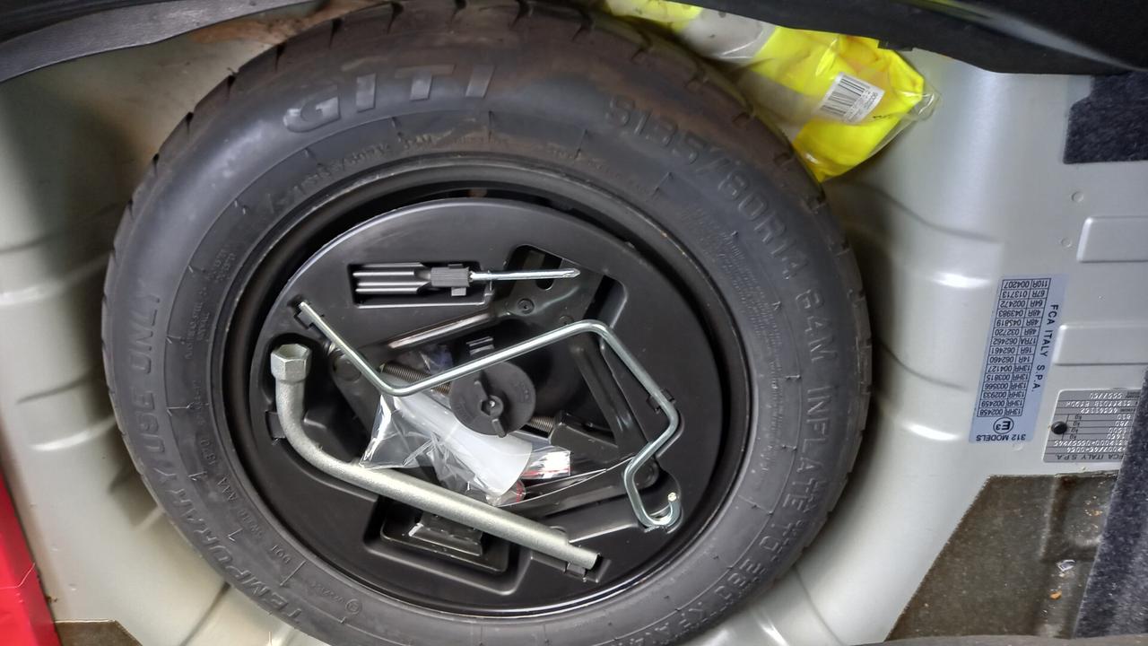 Lancia Ypsilon 1.0 FireFly 5 porte S&S Hybrid Gold