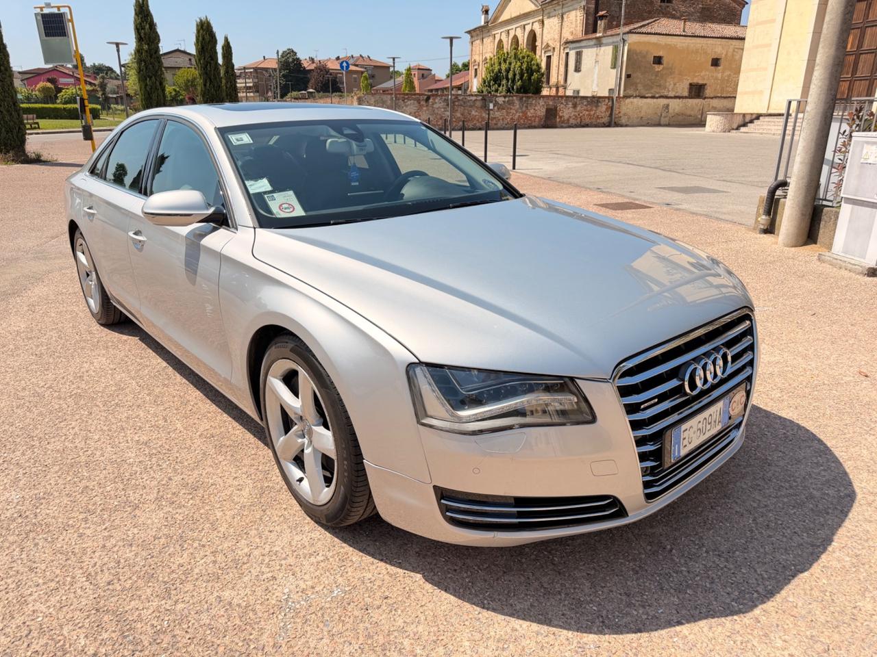 AUDI A8 4.2 V8 FSI quattro KM 113mila tetto frigo consolato ITA