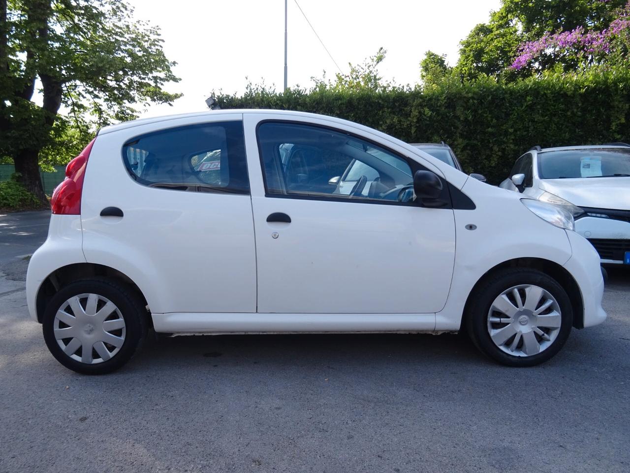 Peugeot 107 1.0 68CV 5p. Plaisir