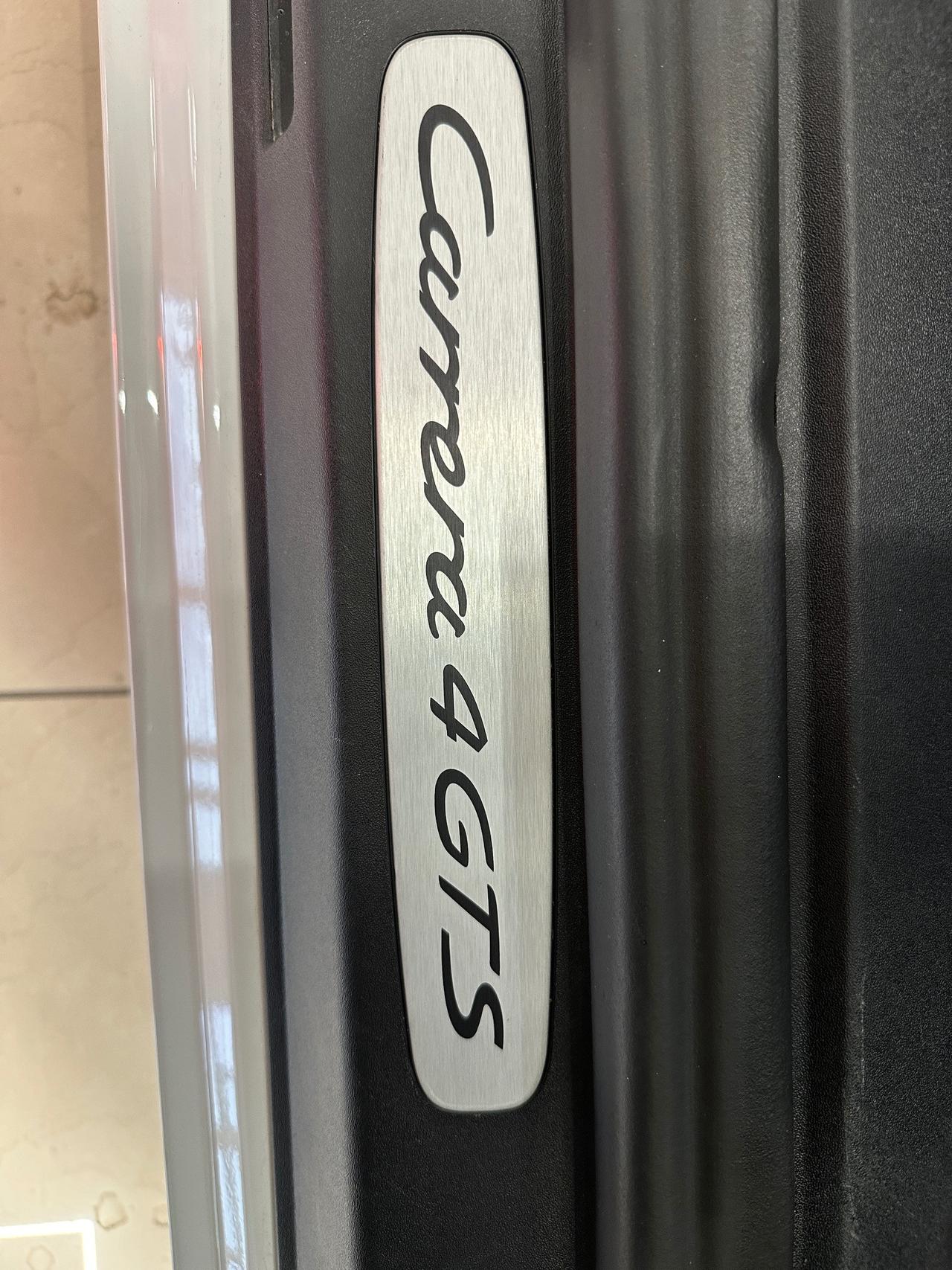 Porsche 911 Cabrio 3.0 Carrera 4 GTS auto