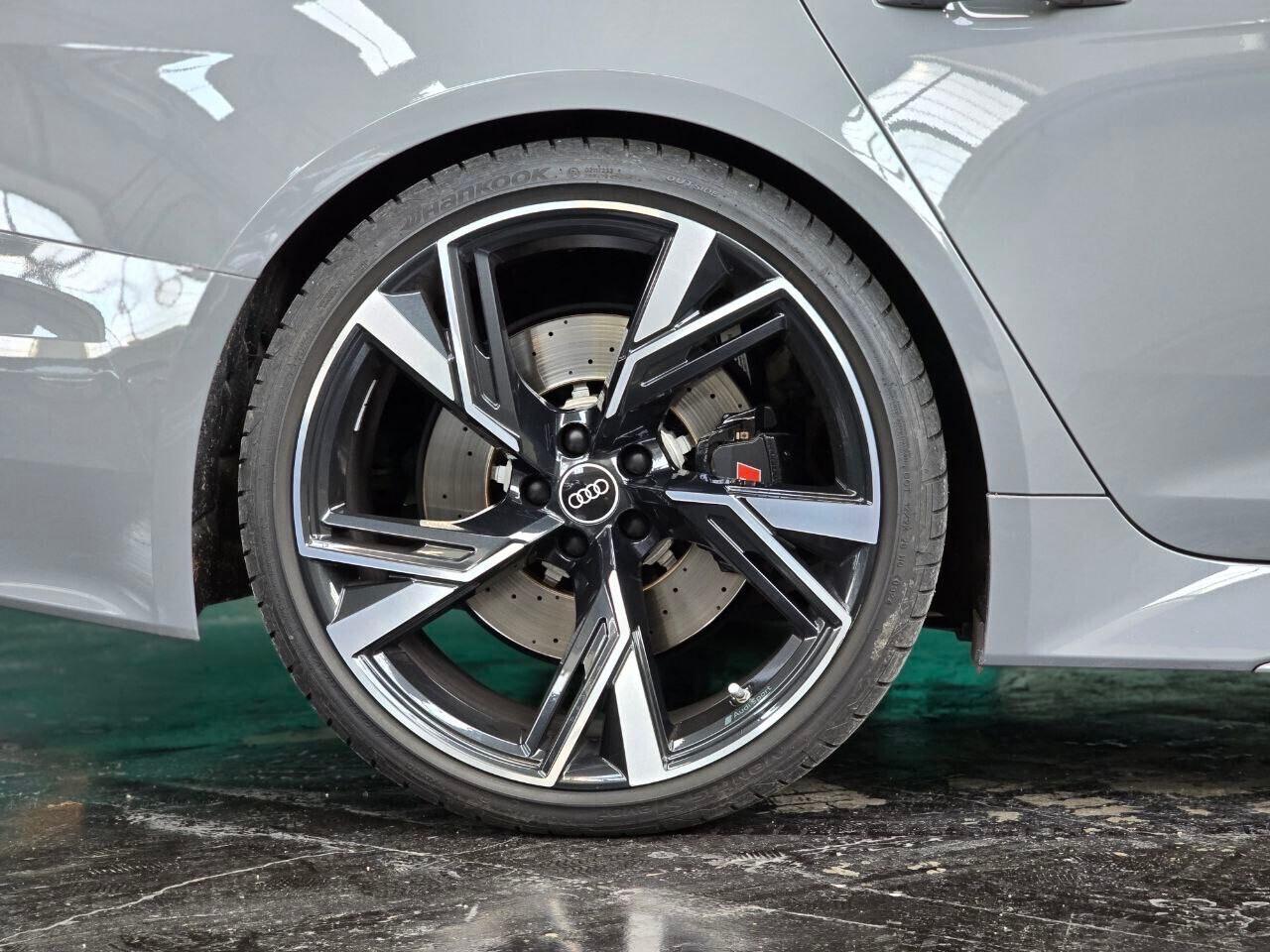 Audi RS6 RS 6 Avant 4.0 TFSI V8 quattro tiptronic