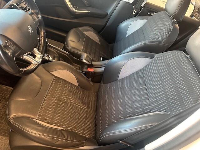PEUGEOT 2008 AUTOMATICO SOLI 77 MILA KM! FULL