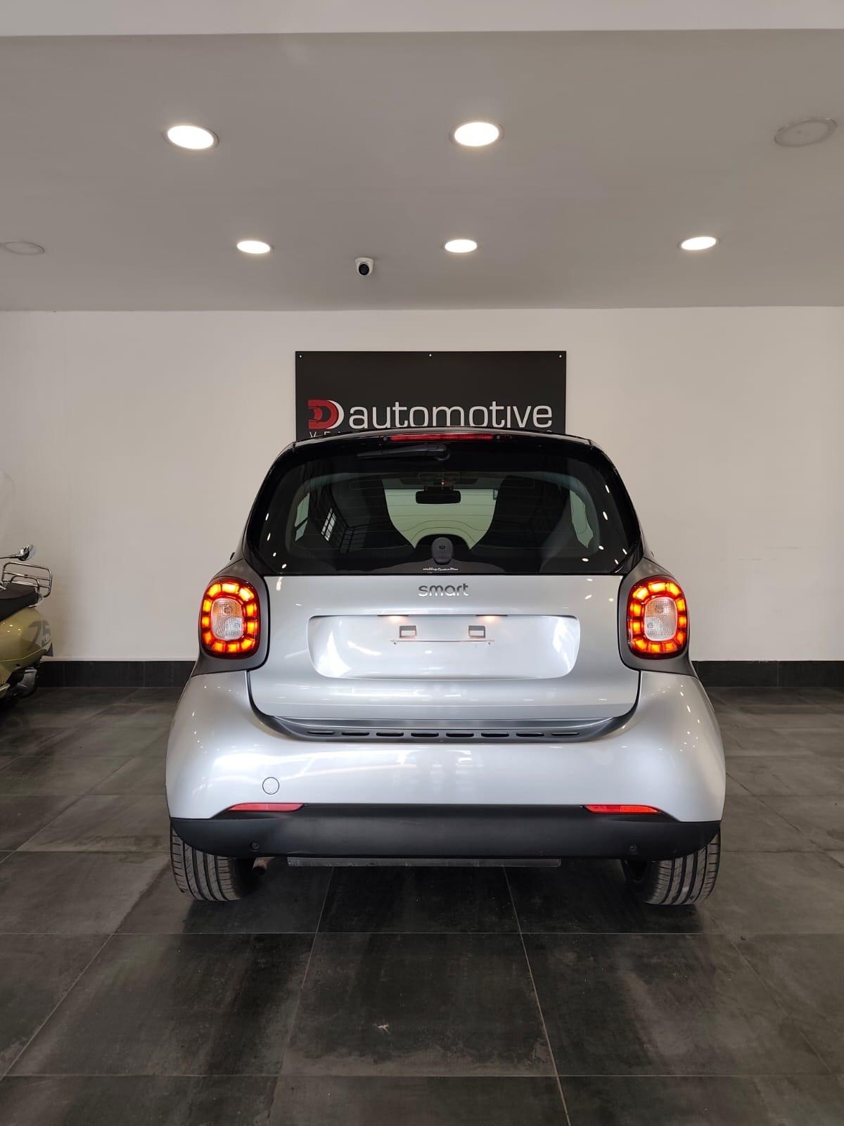 Smart ForTwo TWINAMIC 15.000km