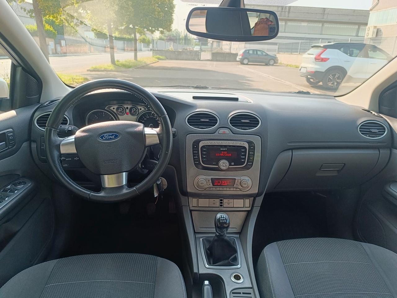 Ford Focus 1.6 TDCi SW GANCIO TRAINO