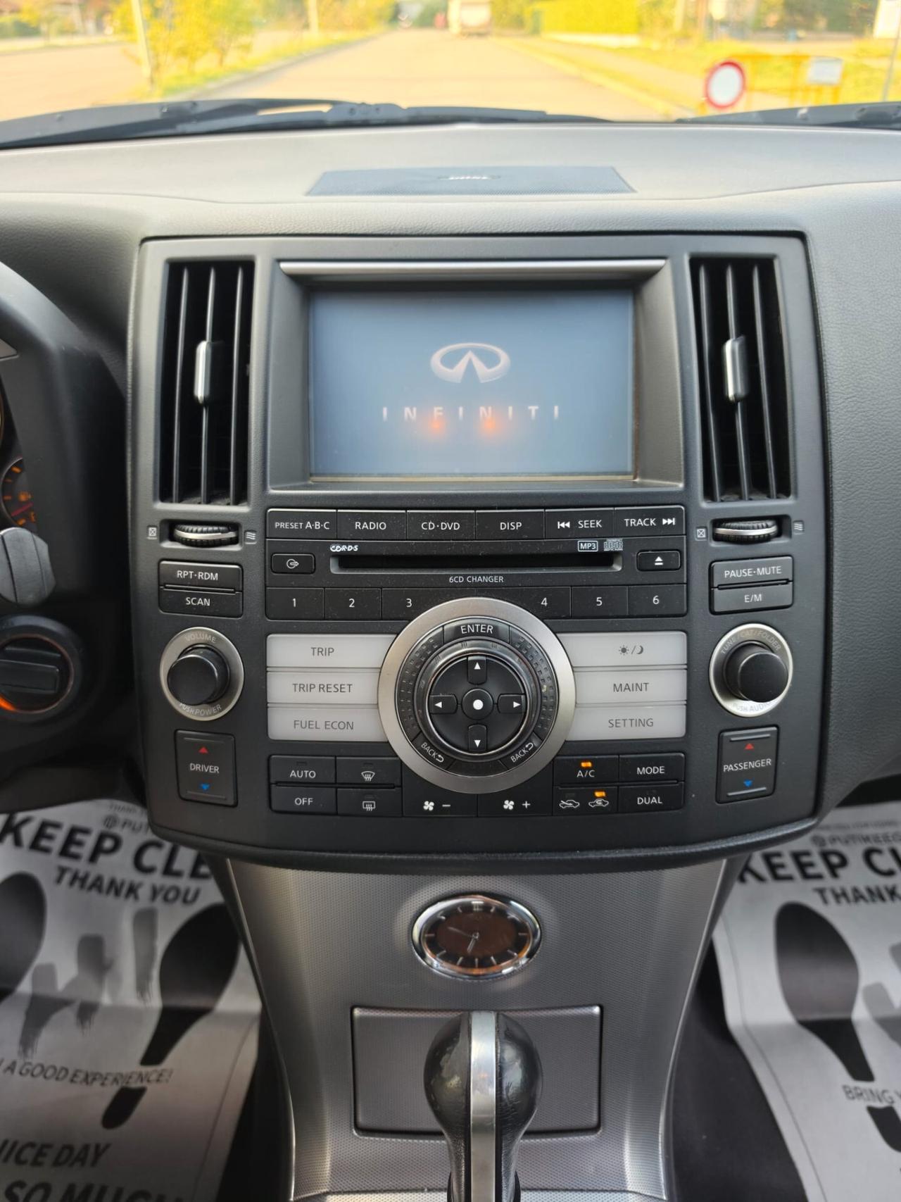 Infiniti FX 35