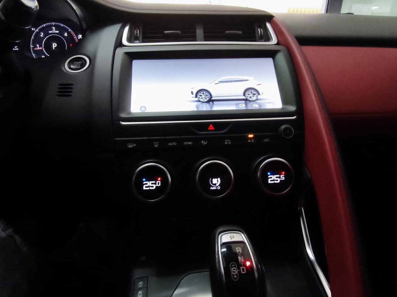 Jaguar E-Pace 2.0D 240 CV AWD aut. R-Dynamic HSE