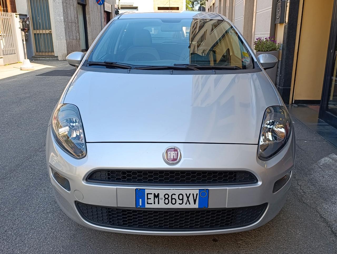 Fiat Punto 1.2 8V 5 porte Lounge solo 48.794 certificati