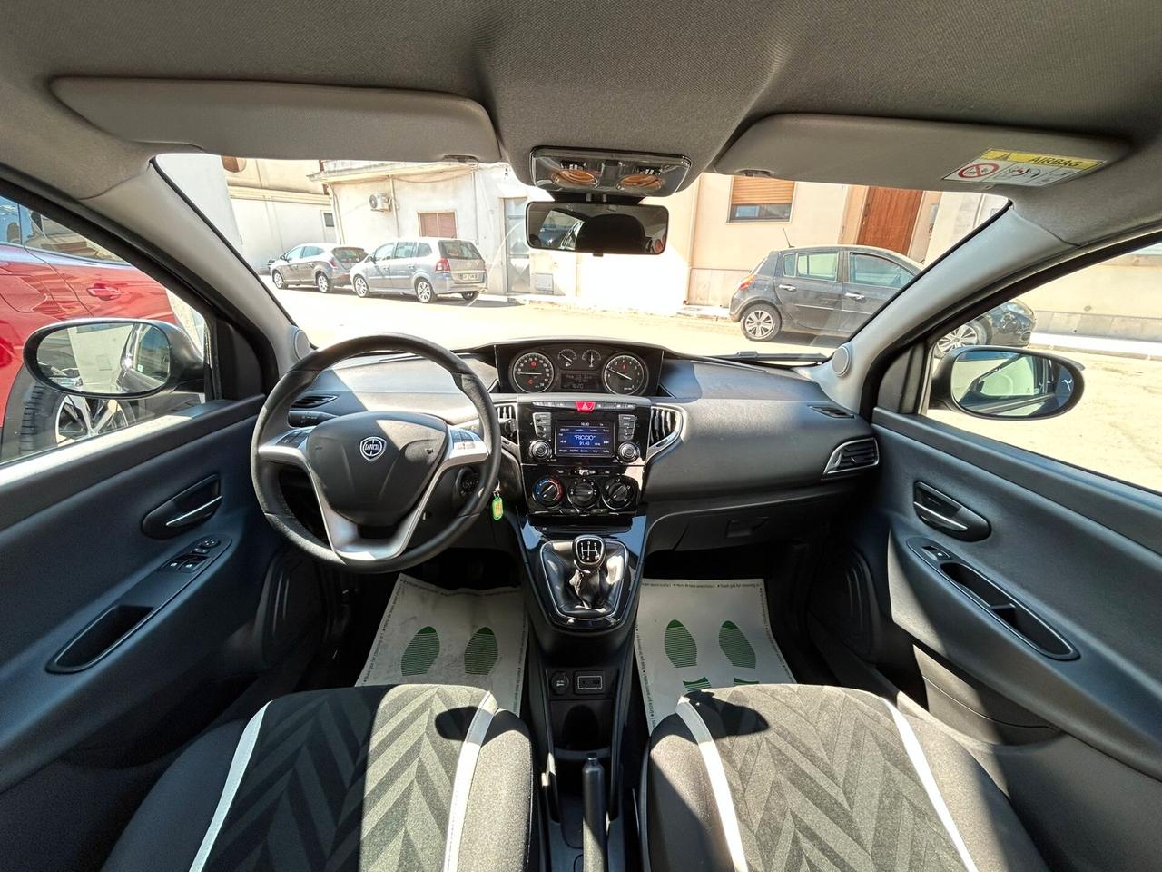 Lancia Ypsilon 1.2 51Kw GOLD Km77.000-2016