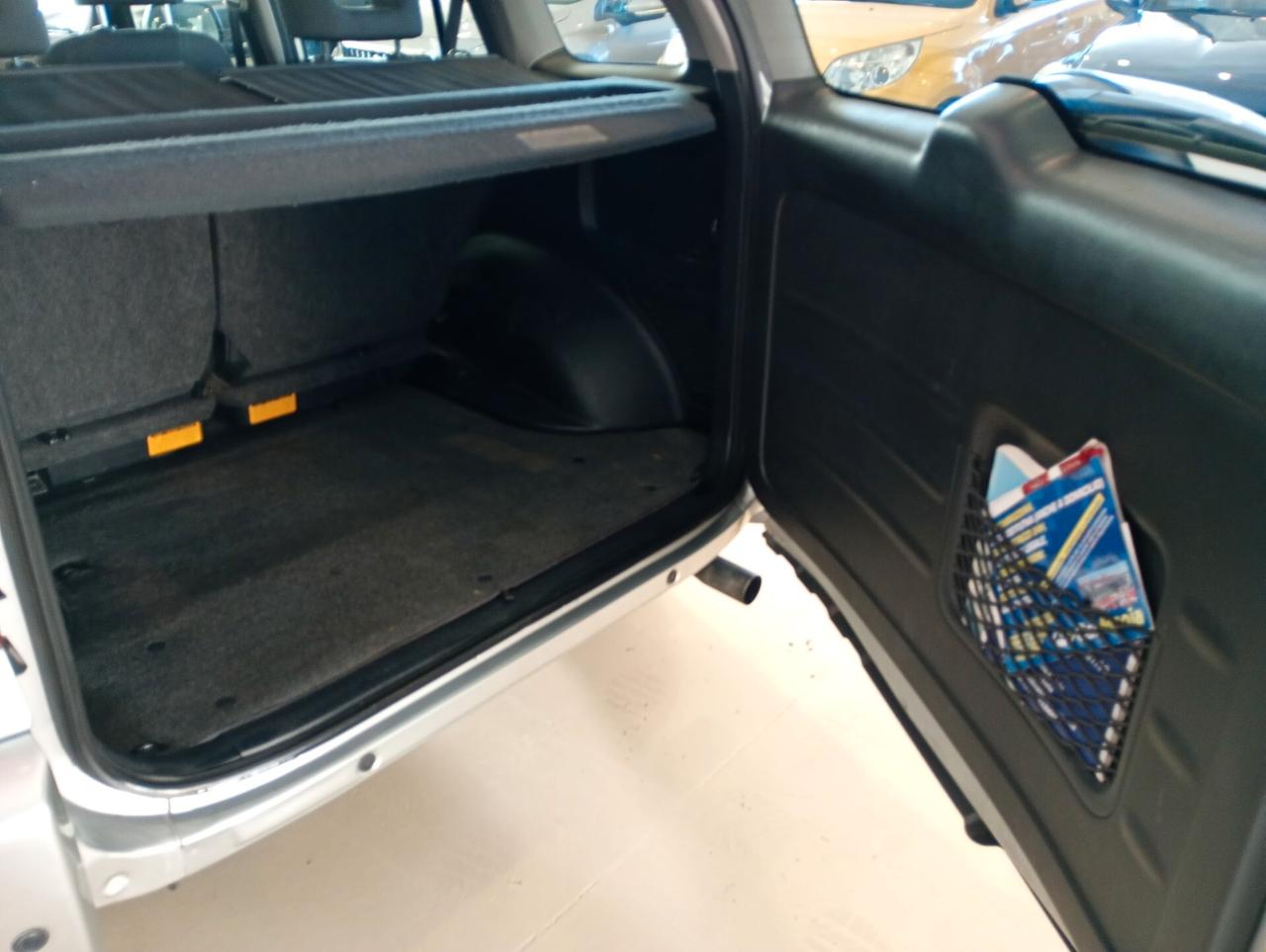 Toyota RAV 4 RAV4 2.0 Tdi D-4D cat 5 porte Sol