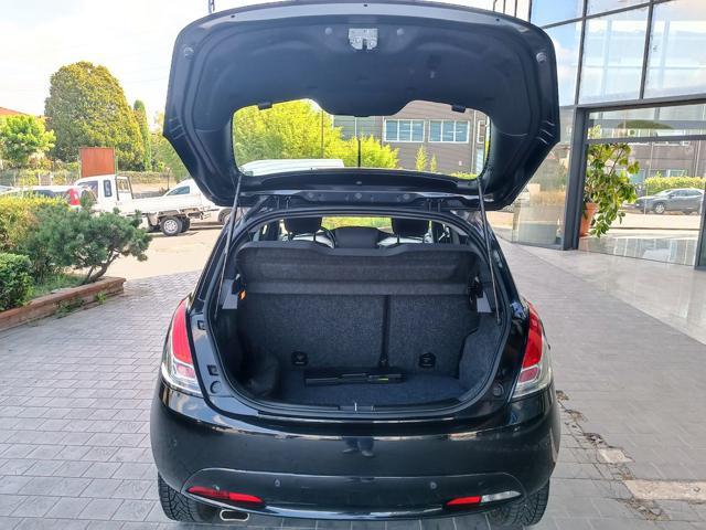 LANCIA Ypsilon 1.2 69 CV 5 porte GPL Ecochic Gold