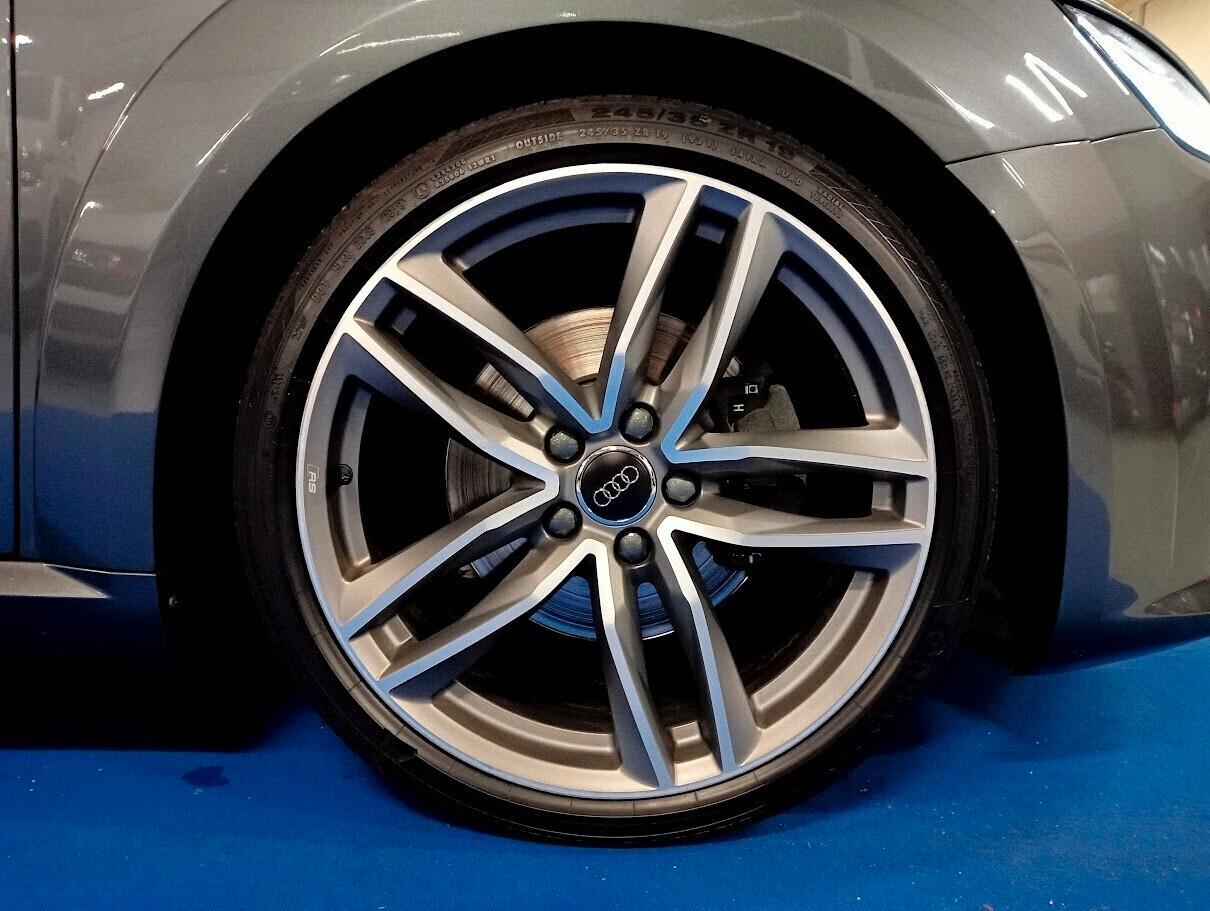 Audi TT ROADSTER 1.8 TFSI SLINE 19" MATRIX CABRIO S-LINE