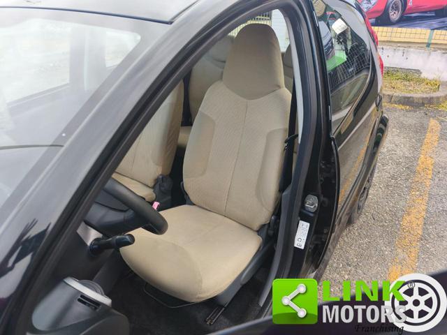 PEUGEOT 107 1.0 68CV 5p. Urban