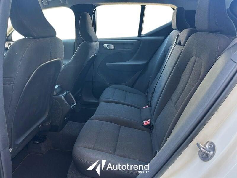 Volvo XC40 T2 129 CV Automatico NAVI LED Business