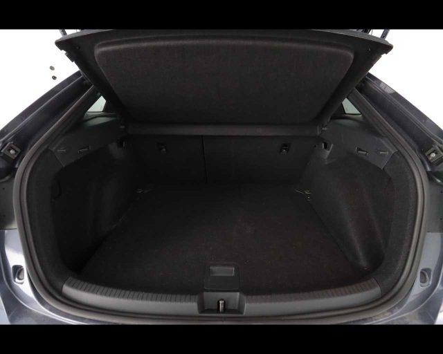 VOLKSWAGEN Taigo 1.0 TSI 110 CV DSG R-Line
