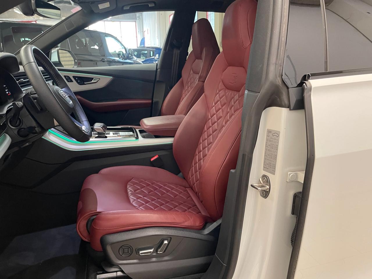 Audi Q8 SQ8 4.0 TFSI 507cv quattro Tiptronic-LEGGI SOTTO