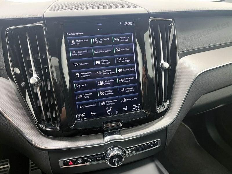 Volvo XC60 XC60 B4 (d) FWD 197CV GEARTRONIC R DESIGN