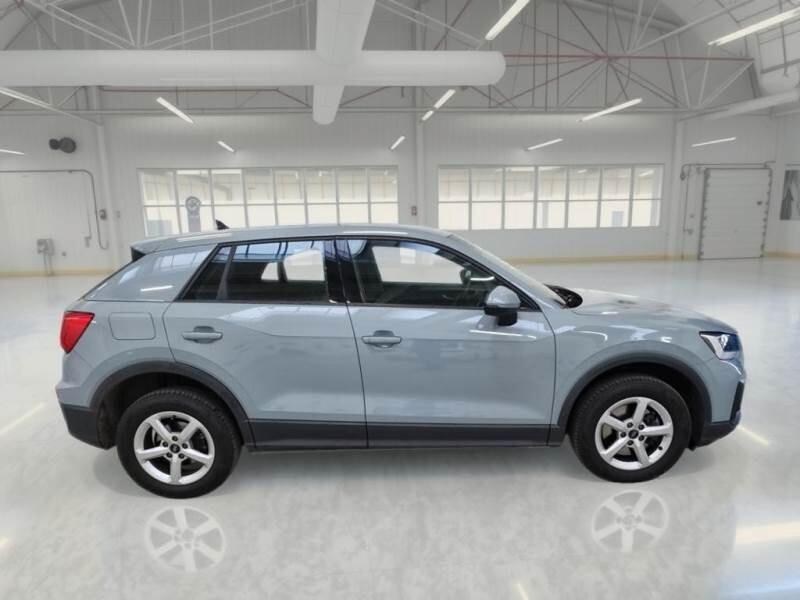 Audi Q2 35 TDI quattro S tronic Business
