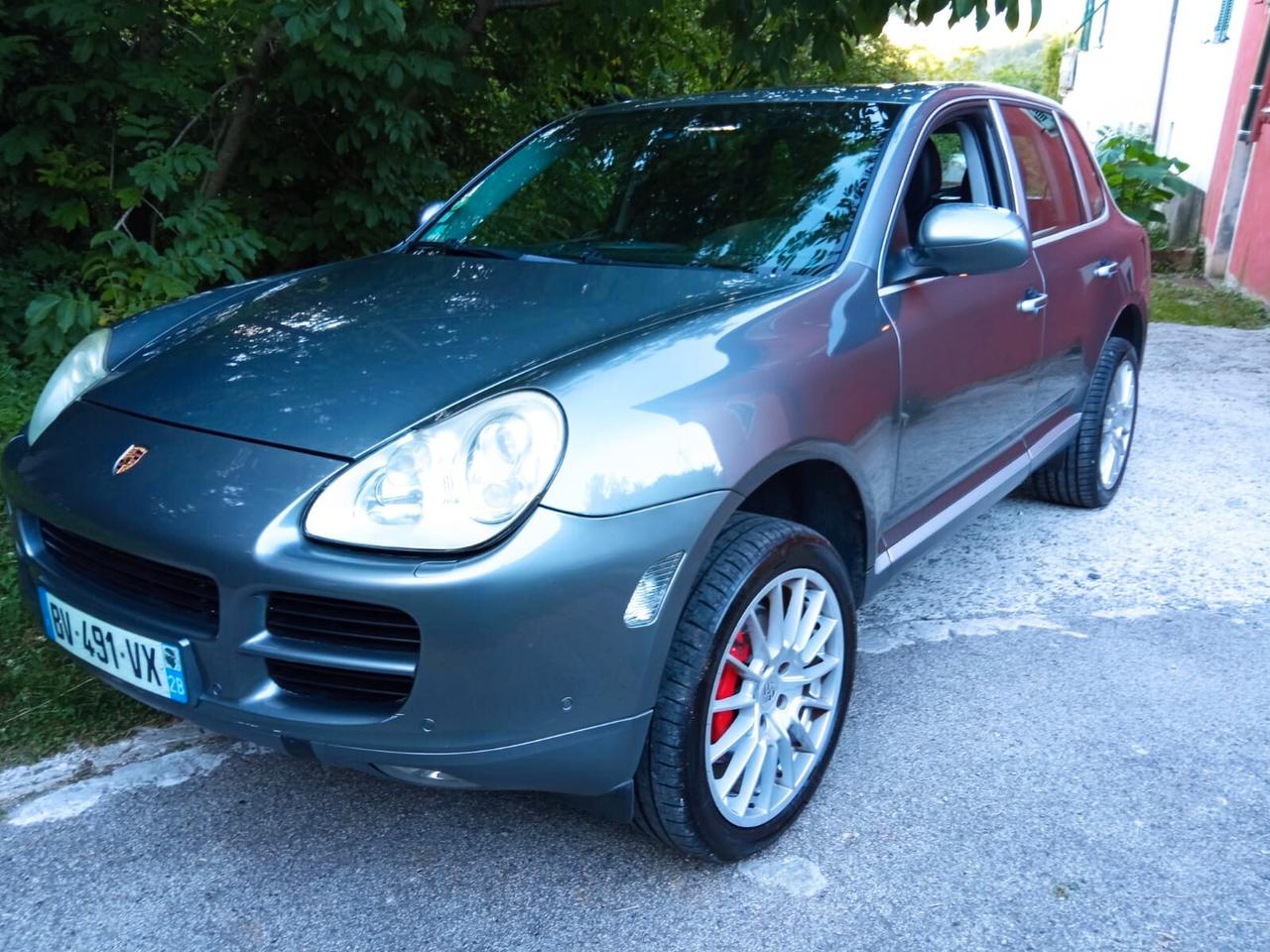 Porsche Cayenne 4.5 cat Turbo S