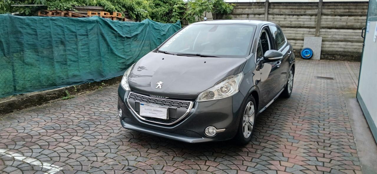 Peugeot 208 1.4 HDi neopatentati