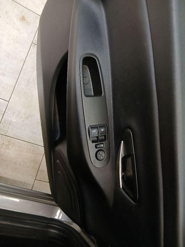 Lancia Ypsilon 1.0 firefly hybrid Gold s&s 70cv