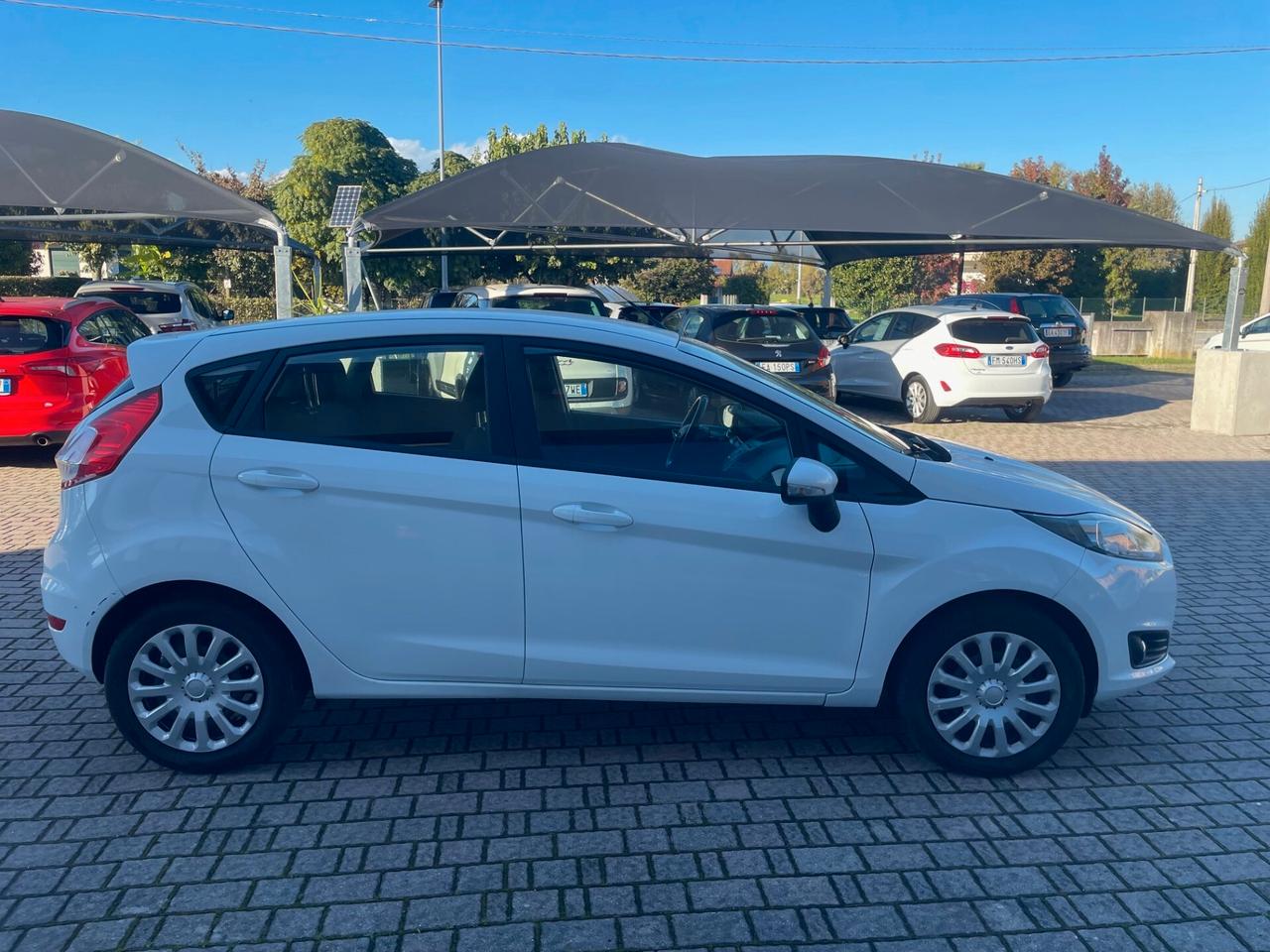 Ford Fiesta 1.5 TDCi 75CV 5 porte Business