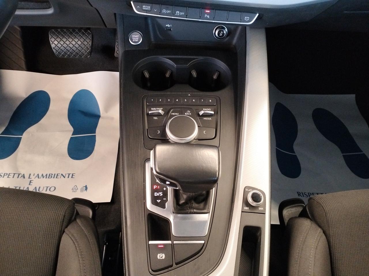 Audi A4 Avant 30 TDI S tronic Business