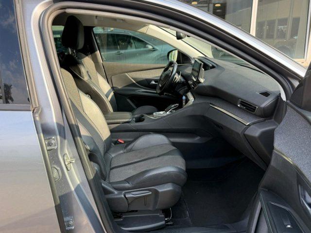 PEUGEOT 5008 BlueHDi 130 S&S EAT8 Allure Pack 7 POSTI - NAVI