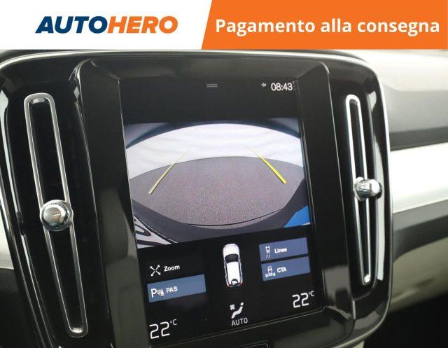 VOLVO XC40 T3 Geartronic Momentum Pro