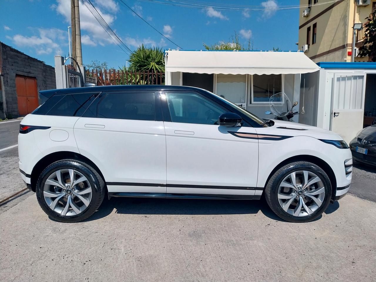 LAND ROVER RANG ROVER EVOQUE 2.0 D R-DYNAMIC 2019