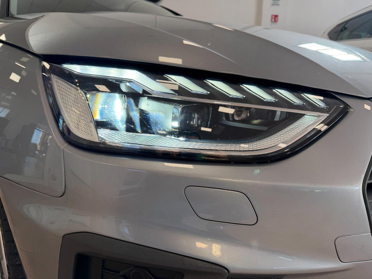 Audi A4 Avant 40 TDI Quattro S-tronic S-Line