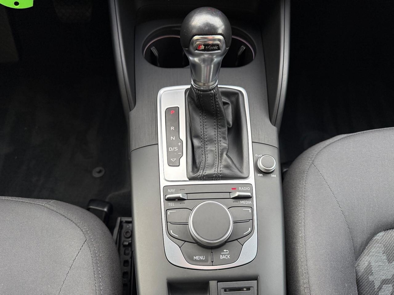 Audi A3 1.6 TDI S tronic 110 CV - Neopatentati