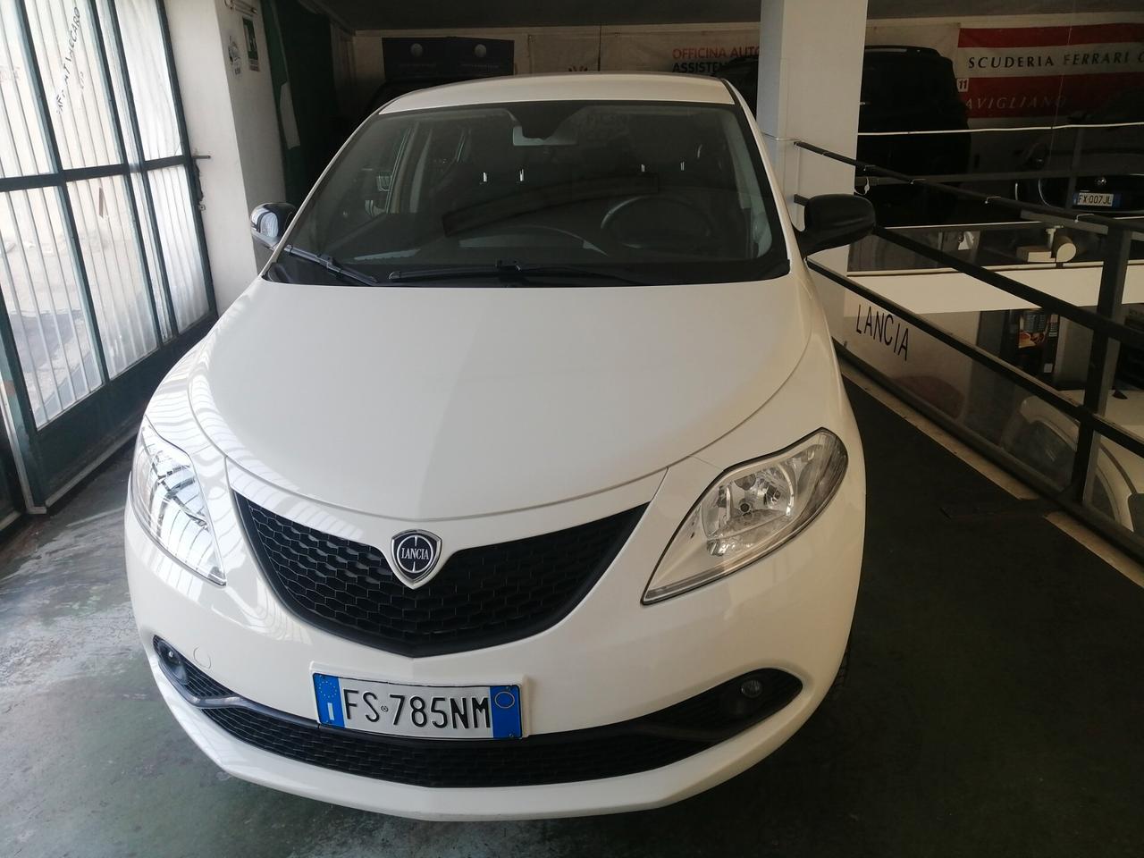 Lancia Ypsilon 1.2 69 CV GPL Ecochic Gold