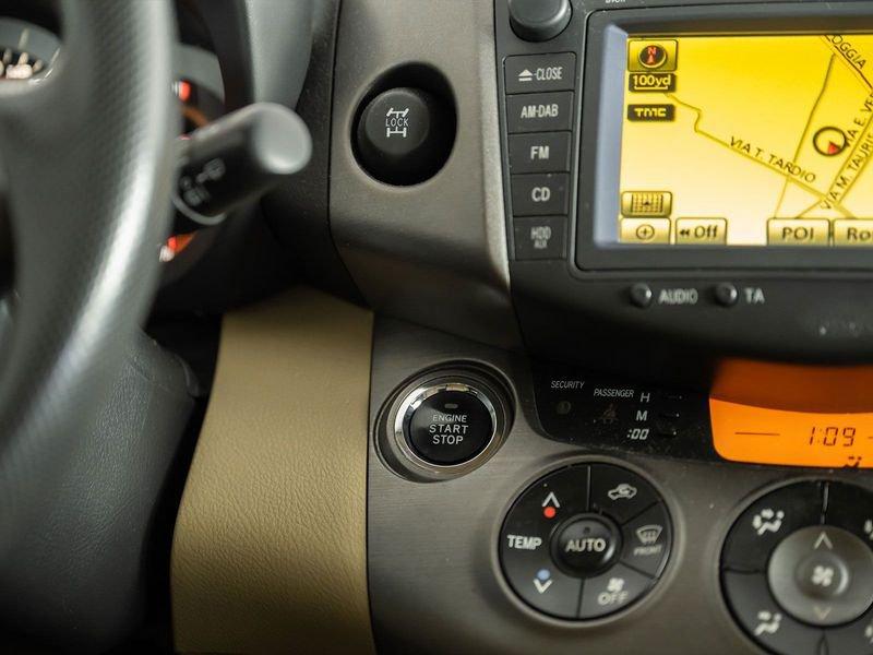 Toyota RAV4 CROSSOVER 2.2 D-4D 150CV DPF EXECUTIVE