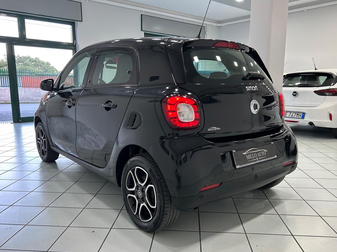 Smart ForFour 1.0cc 71cv Prime GPL