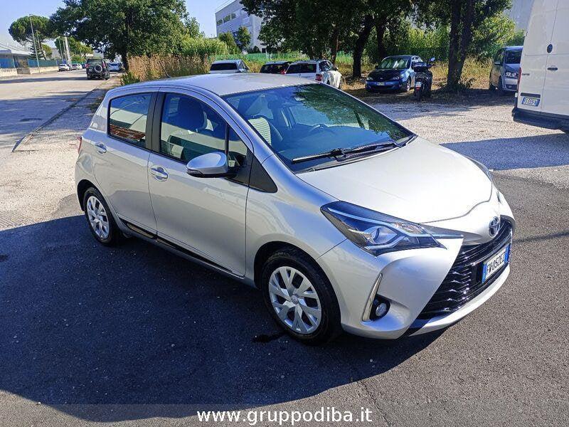 Toyota Yaris III 2017 5p Benzina 5p 1.5 Active my18