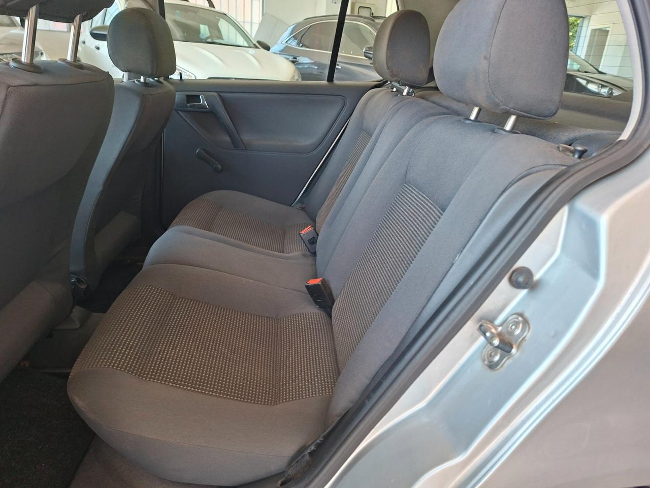 Volkswagen Polo 1.4 16V cat 5p. Highline