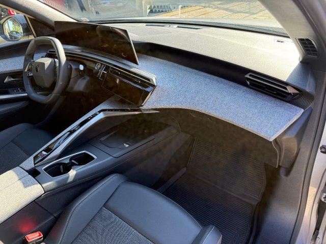 PEUGEOT 3008 Hybrid 136 e-DCS6 Allure PARI AL NUOVO