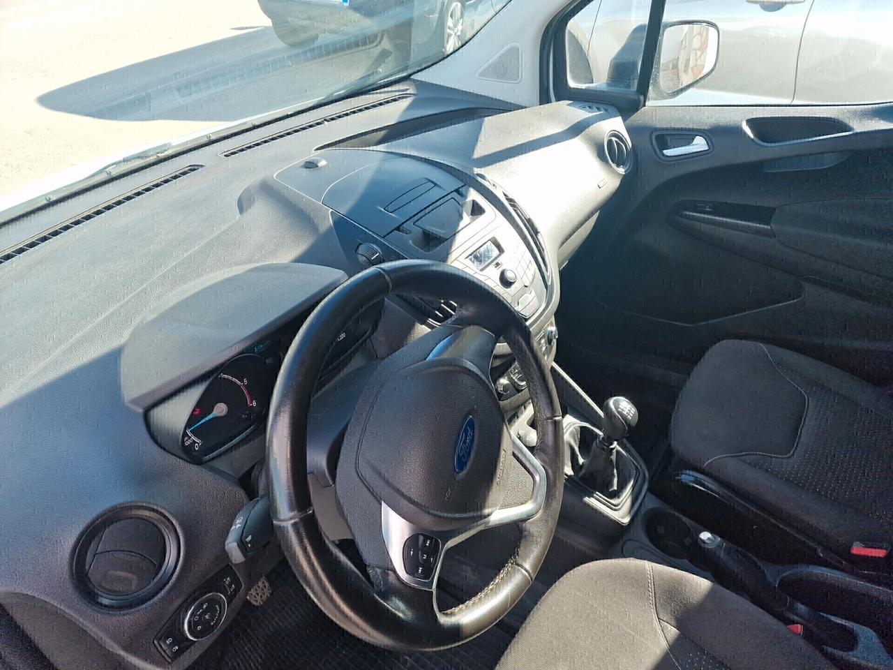 Ford Transit Courier 1.5 TDCi 2022