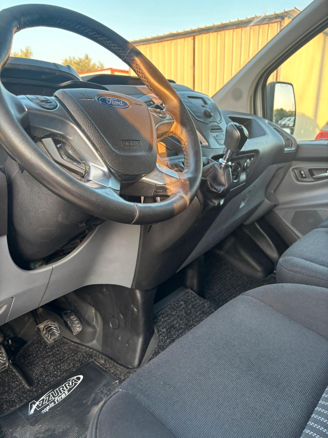 Ford Tourneo Custom Tourneo Custom 310 2.0 TDCi 130CV aut. PC Titanium