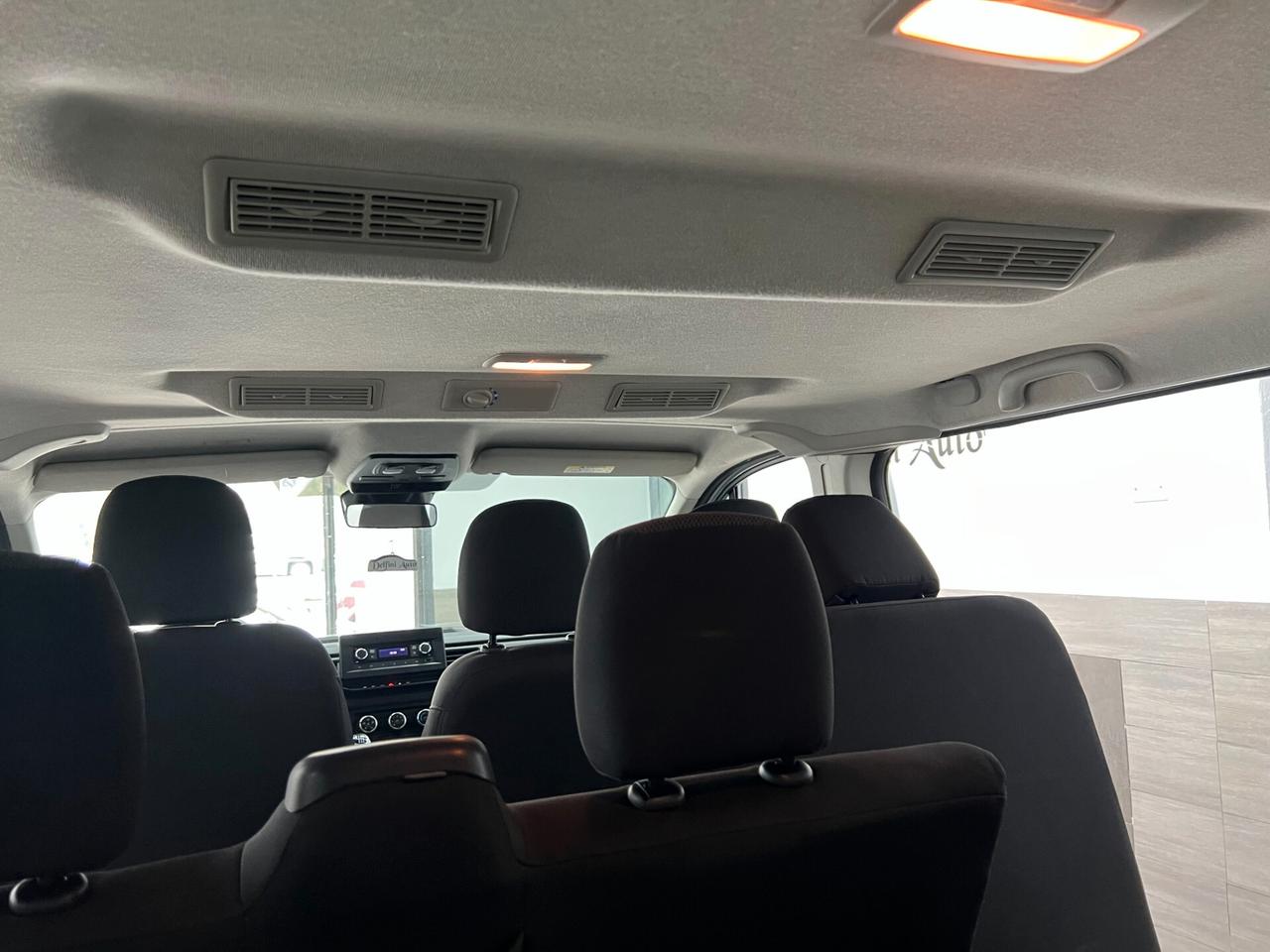 Nissan Primastar 2.0 dCi 110CV PC-TN Bus