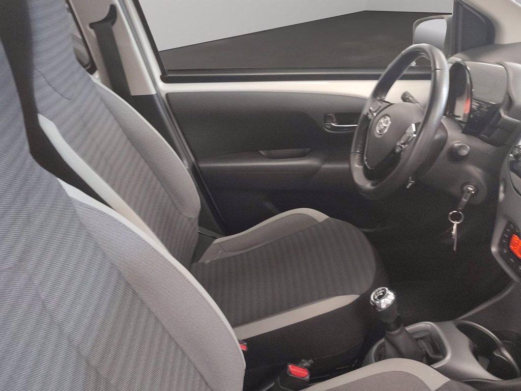 TOYOTA Aygo 5p 1.0 x-play 72cv del 2018